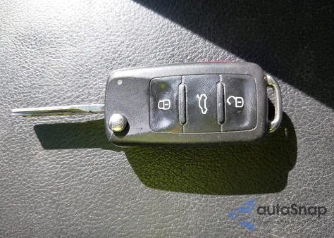 2014 Volkswagen Jetta 2.0L S z USA, uszkodzony, nr VIN 3VW2K7AJ2EM432870